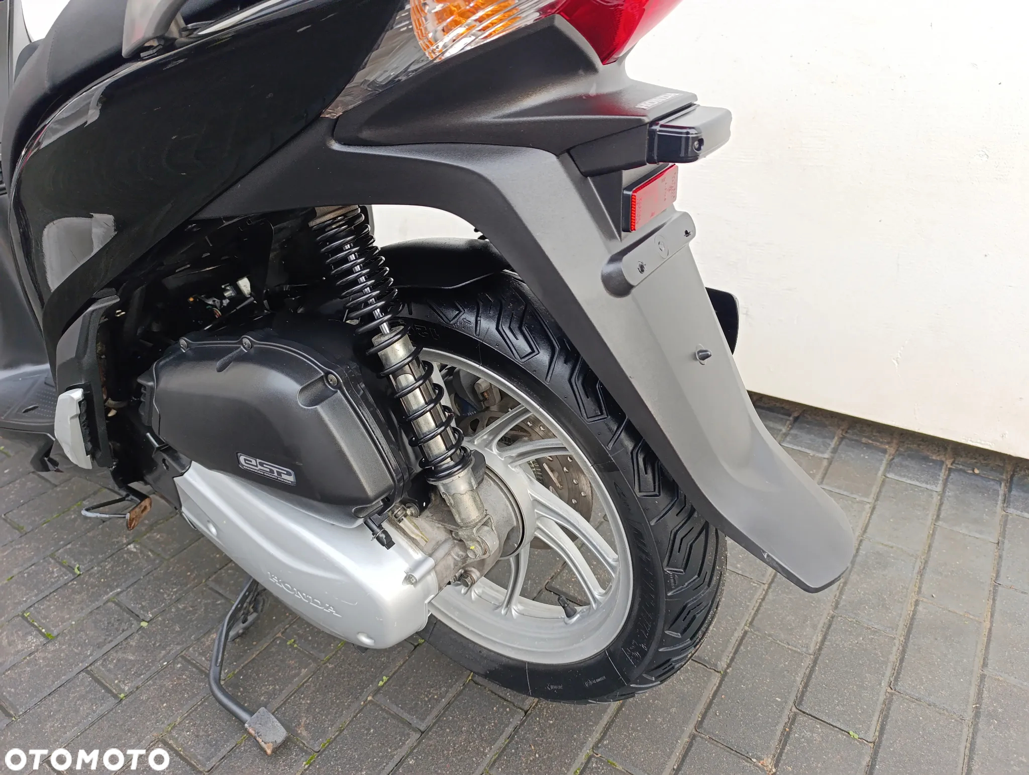 Honda SH - 18