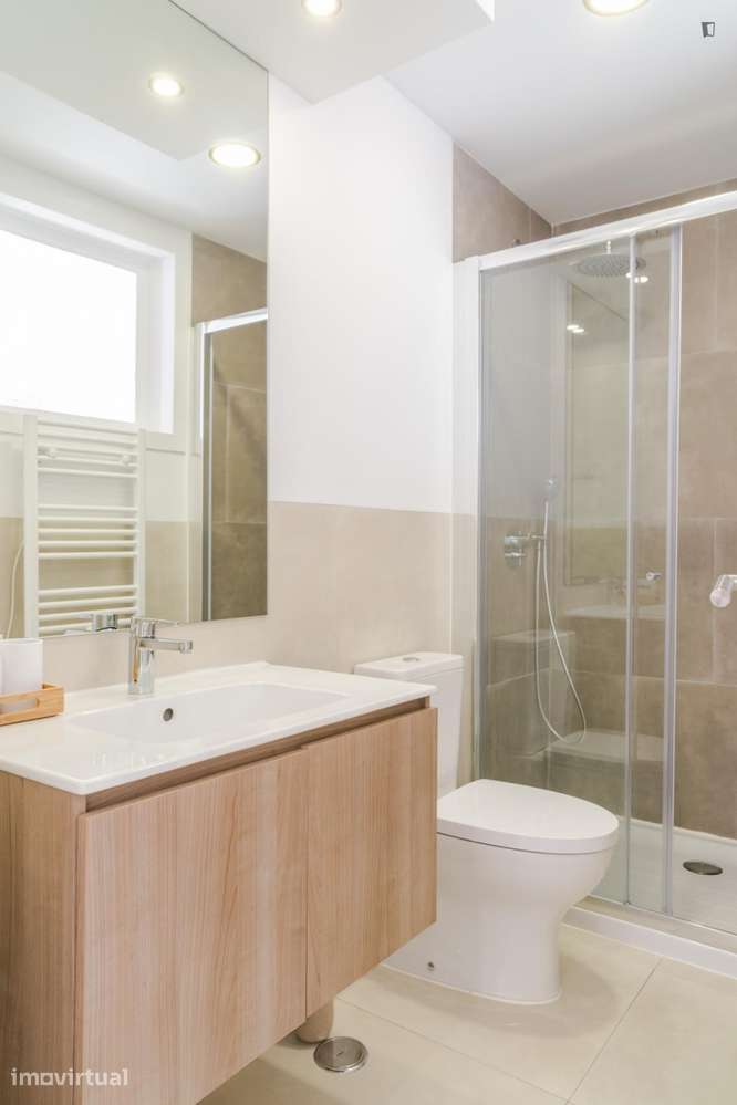 Apartamento com 1 quartos - localizado em Ajuda Lisbon - Grande imagem: 2/13