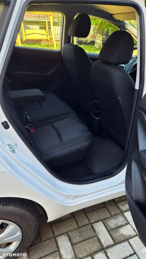 Hyundai ix20 1.4 Comfort blue - 14