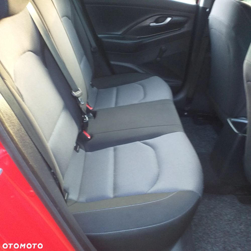 Hyundai i30 blue 1.4 Classic - 11