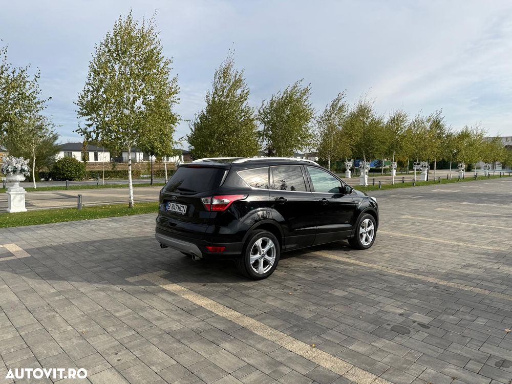 Ford Kuga - 33