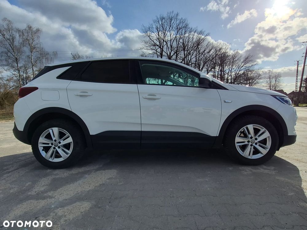Opel Grandland X 1.2 T Enjoy S&S - 8