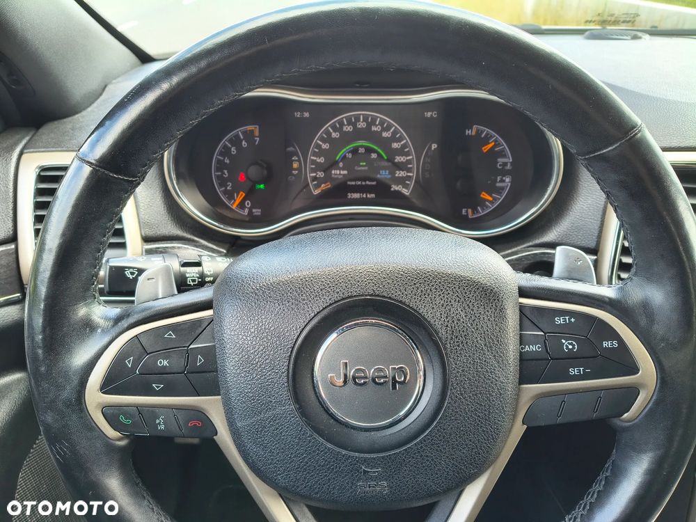 Jeep Grand Cherokee - 4