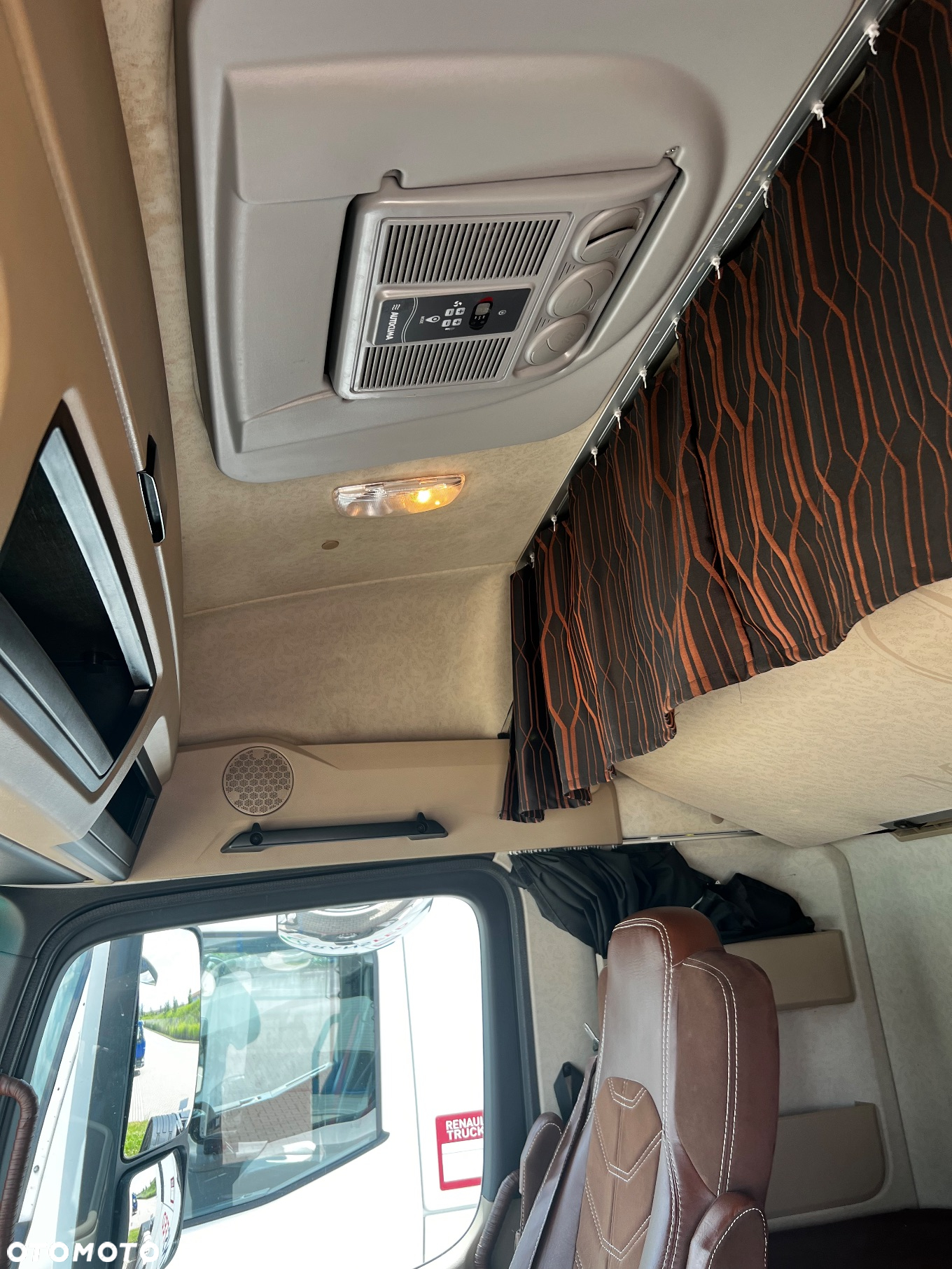 Mercedes-Benz Actros MP4 Low Deck - 7
