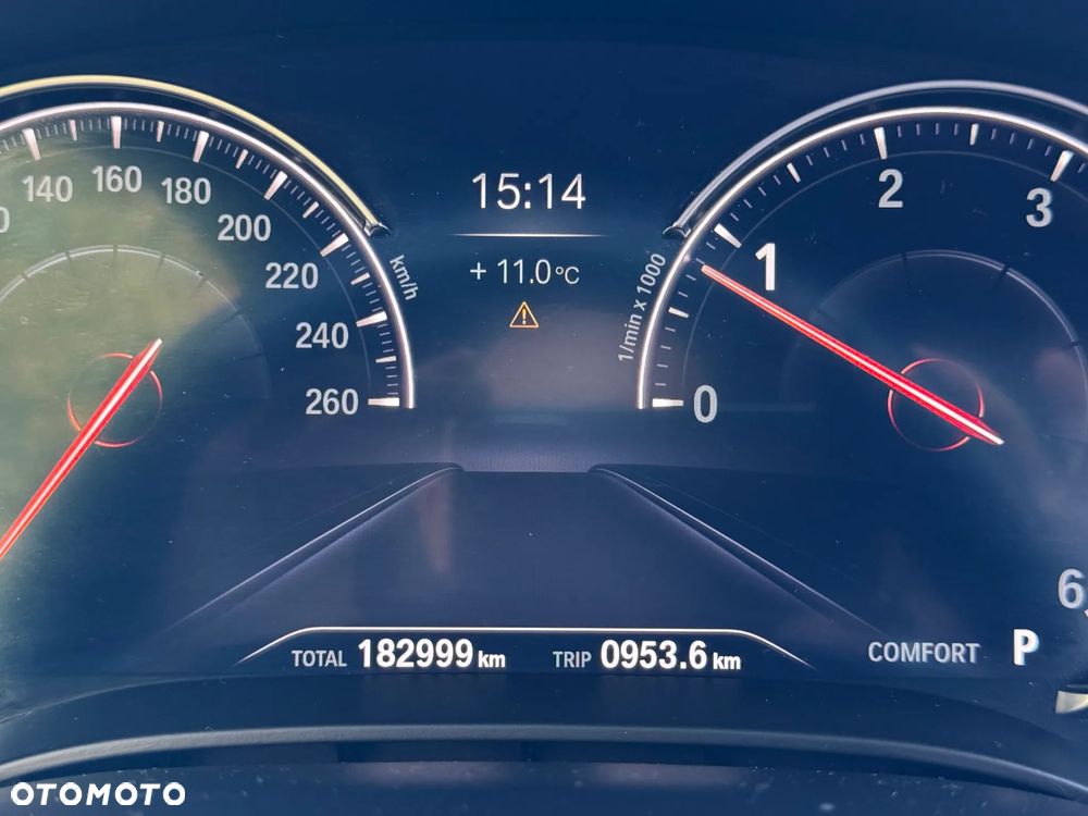 BMW Seria 5 520d xDrive M Sport sport - 20