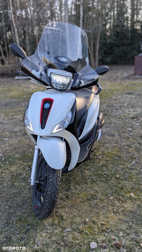 Piaggio Medley - 1