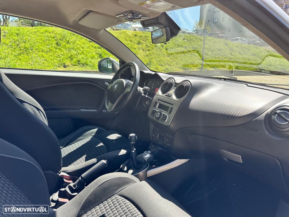 Alfa Romeo MiTo 1.3 JTD Distinctive - 31