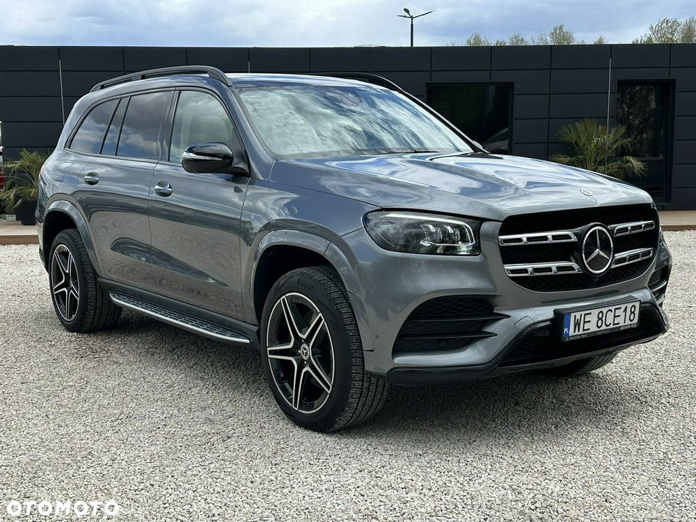 Mercedes-Benz GLS - 1