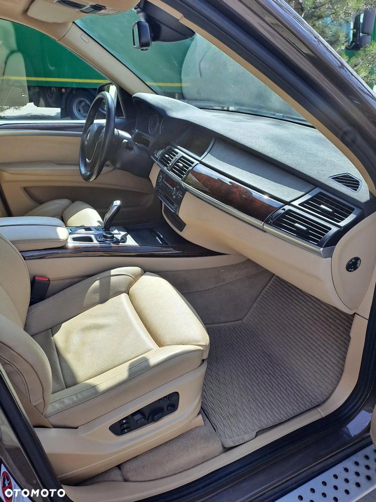 BMW X5 - 22