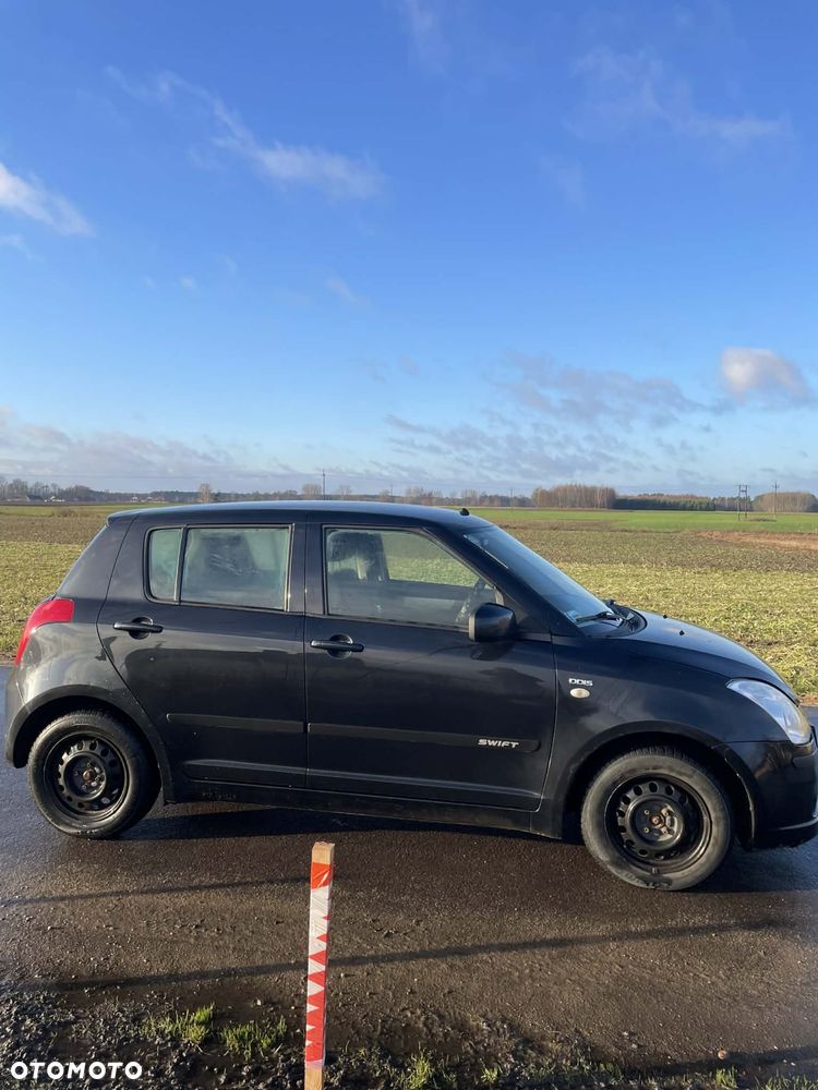 Suzuki Swift - 3