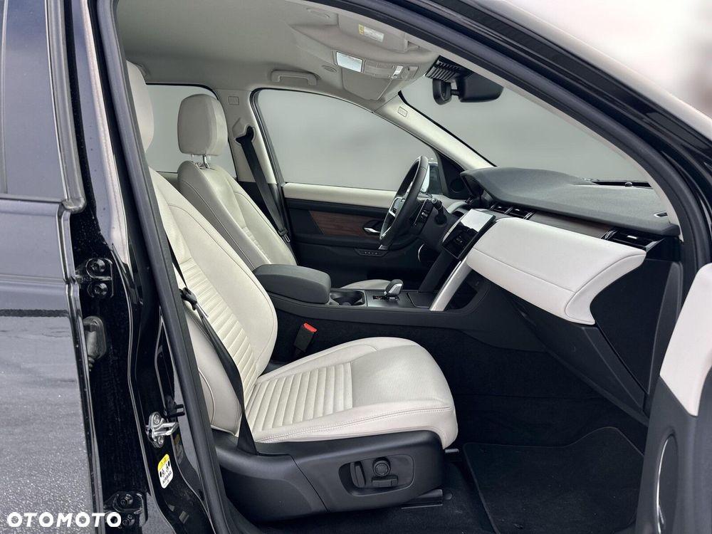 Land Rover Discovery Sport - 14