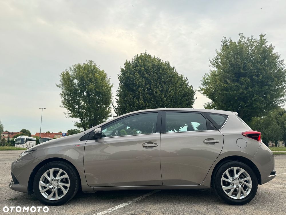 Toyota Auris 1.2 Turbo Edition-S - 6