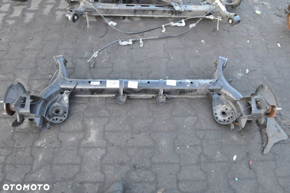 FORD FIESTA MK8 ST LIFT 2023R 3D 5D ZAWIESZENIE BELKA TYŁ NA TARCZE K1BC-DA