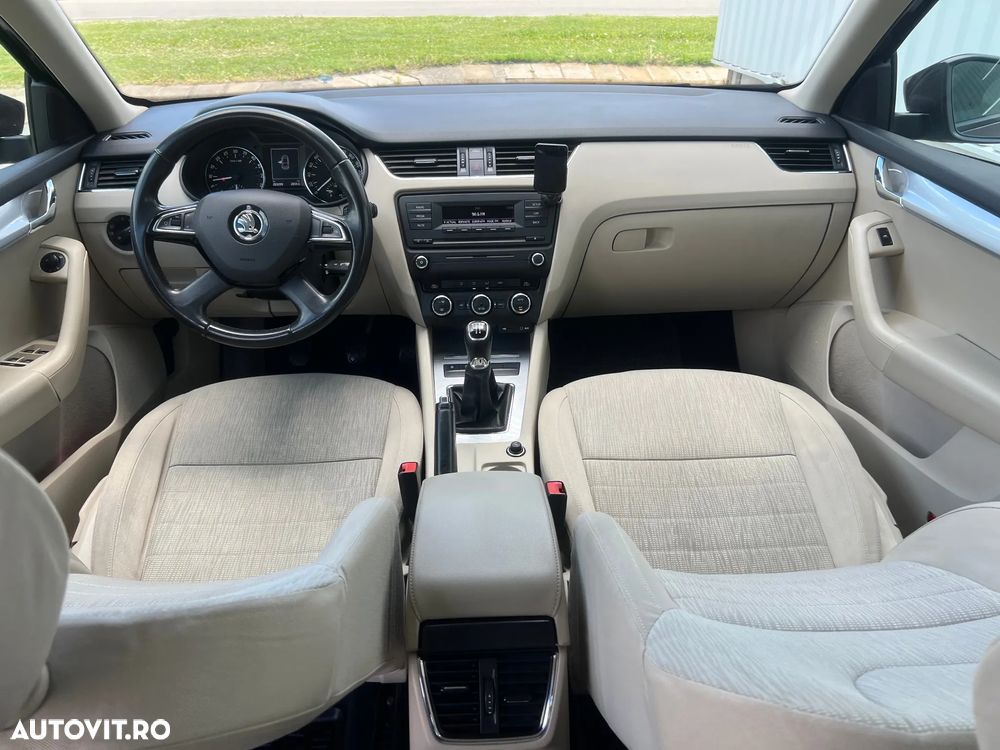 Skoda Octavia 1.6 TDI AMBITION - 21