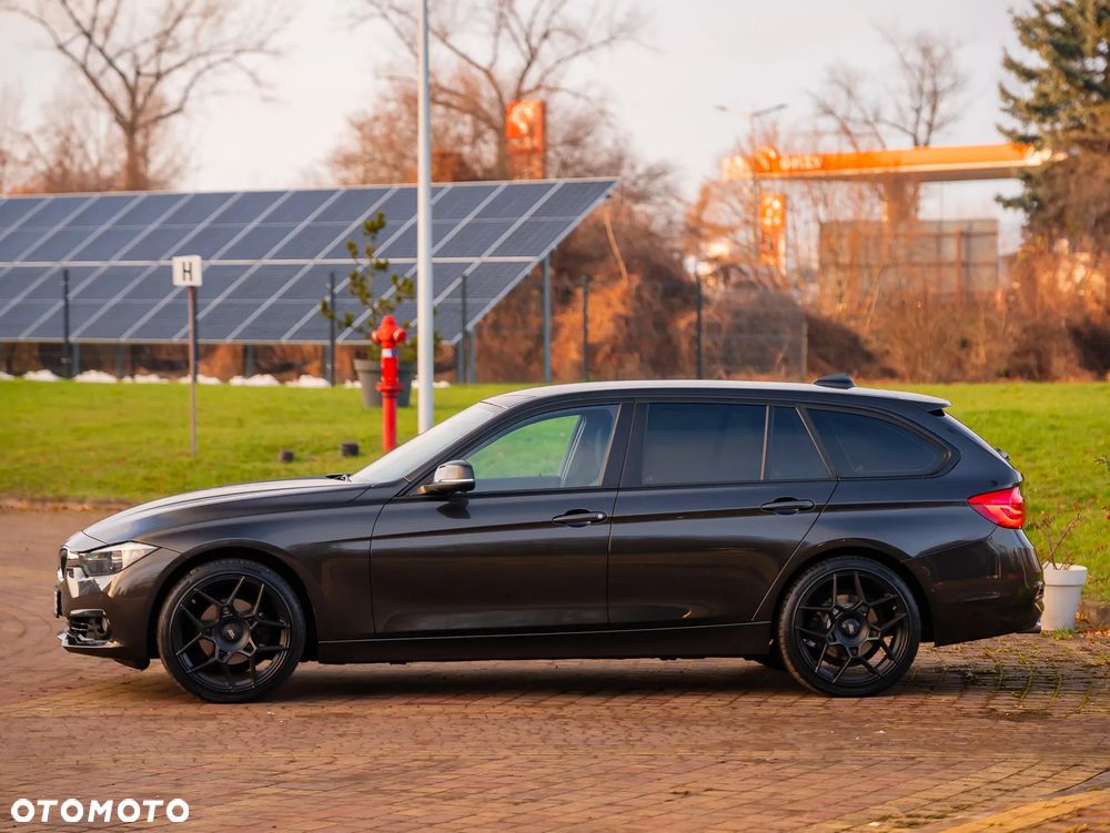 BMW Seria 3 320i Advantage - 12