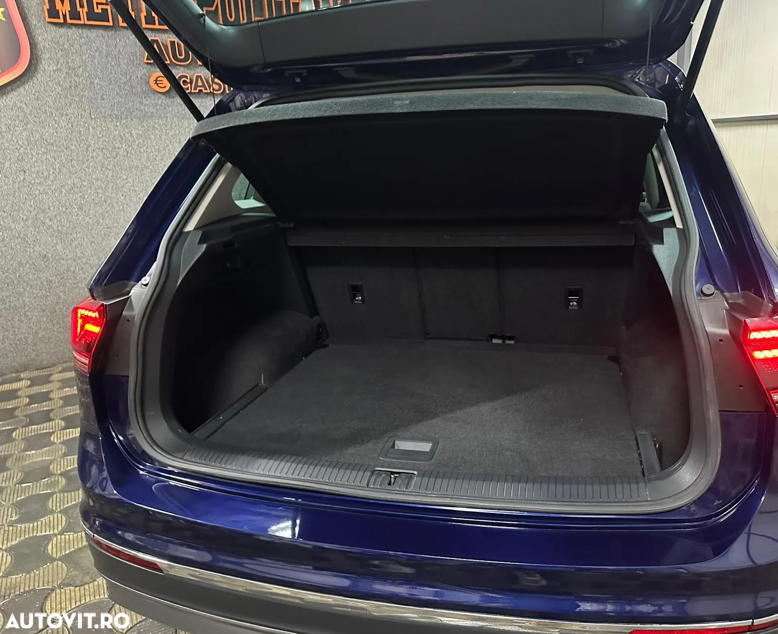 Volkswagen Tiguan 2.0 TDI SCR DSG Elegance - 14