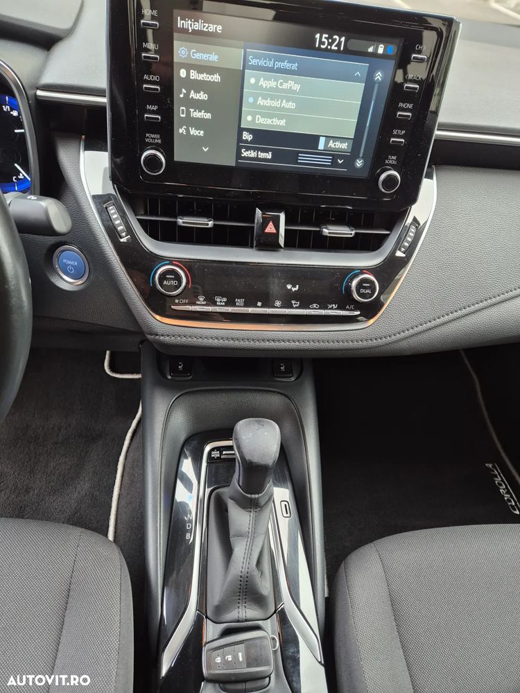 Toyota Corolla 1.8 HSD Dynamic - 17