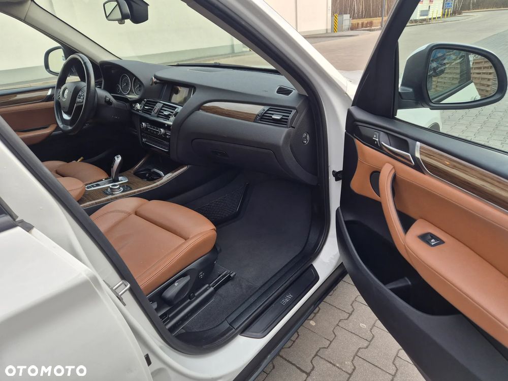 BMW X3 xDrive20d - 13