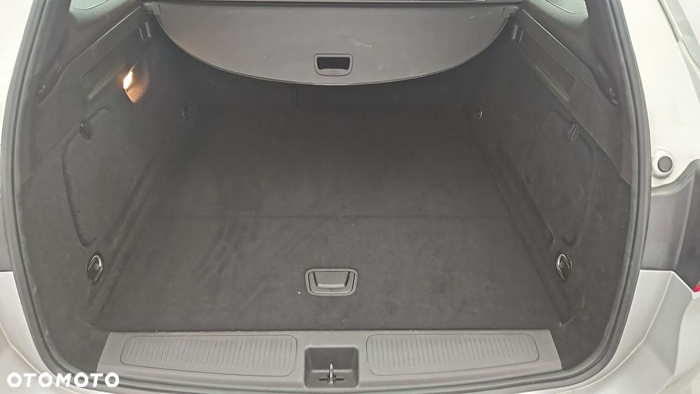 Opel Astra 1.2 T Elegance S&S - 21