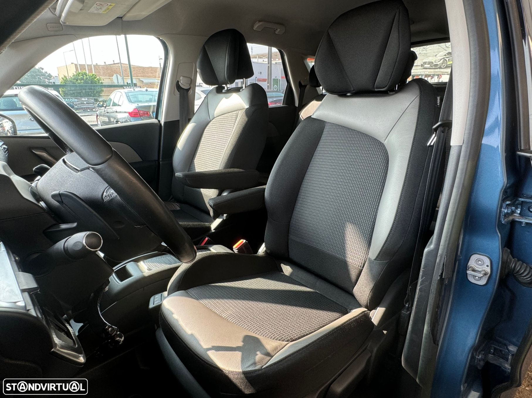 Citroën C4 Picasso 1.6 e-HDi Exclusive ETG6 - 30
