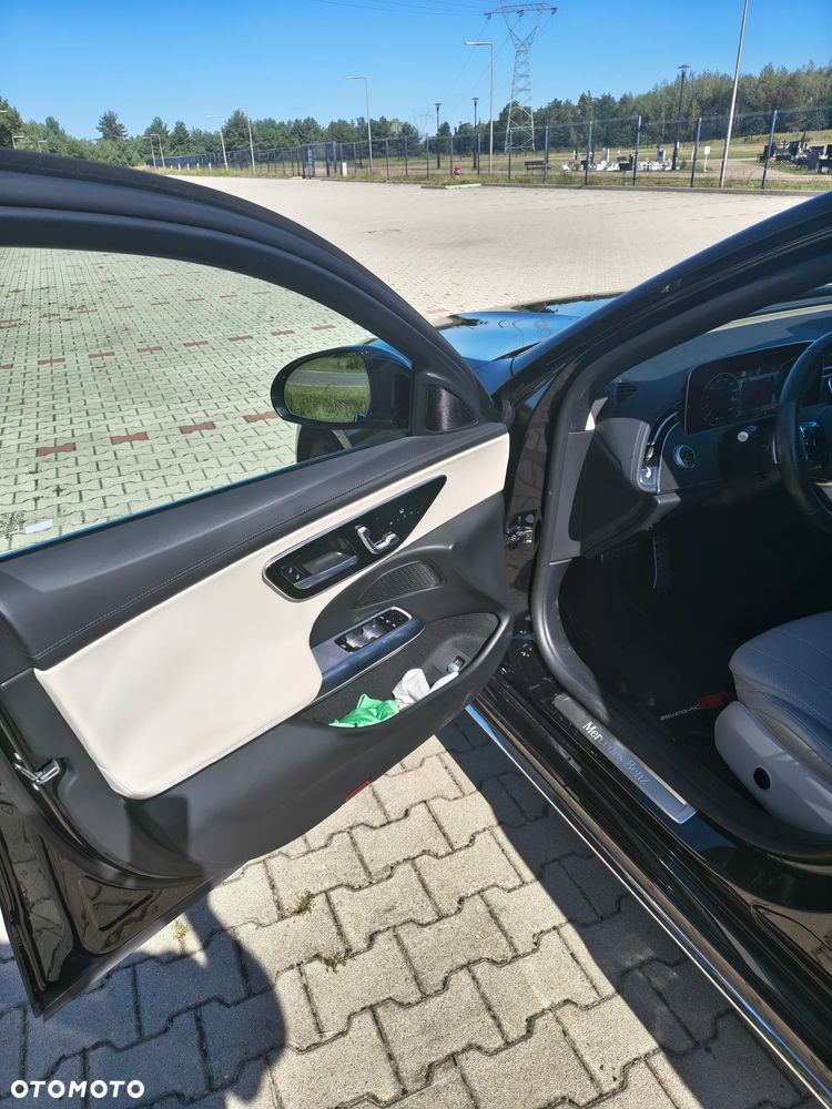 Mercedes-Benz Klasa E 300 de PHEV 4-Matic AMG 9G-Tronic - 7