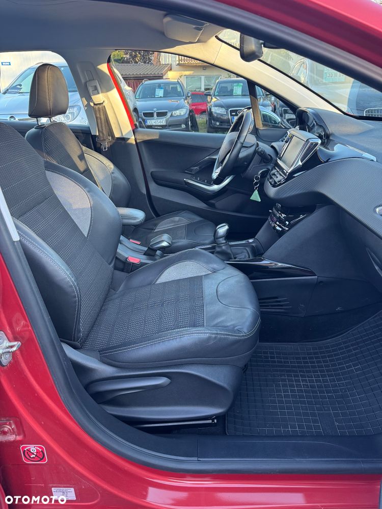 Peugeot 2008 PureTech 110 Style - 14