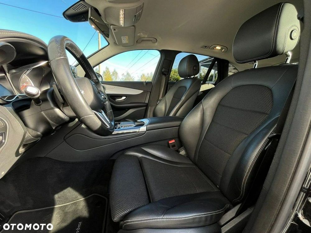 Mercedes-Benz GLC 300 e 4-Matic Avantgarde - 16