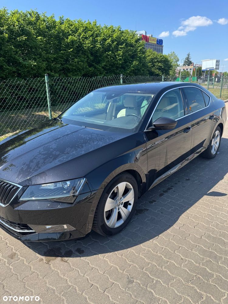 Skoda Superb 2.0 TSI 4x4 L&K DSG - 5
