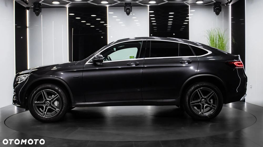 Mercedes-Benz GLC 300 e 4-Matic Business Edition - 4