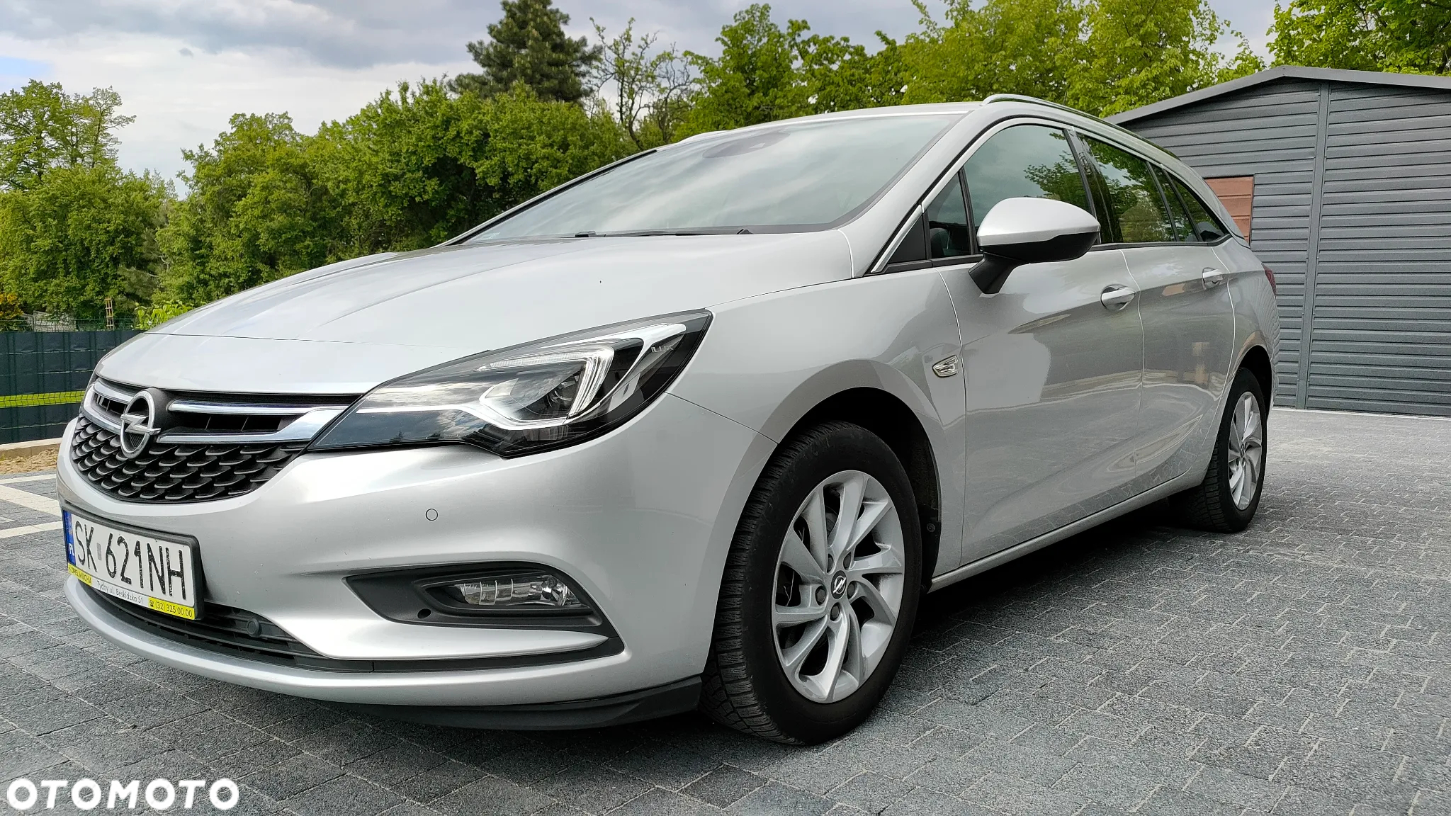 Opel Astra V 1.6 CDTI Dynamic S&S - 8