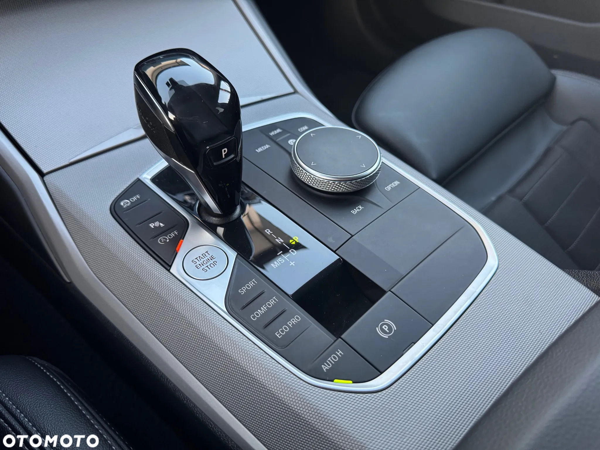 BMW Seria 3 318i Advantage - 18