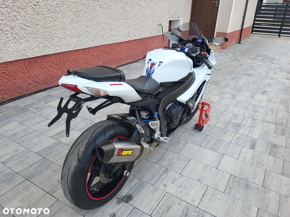 Suzuki GSX-R - 3