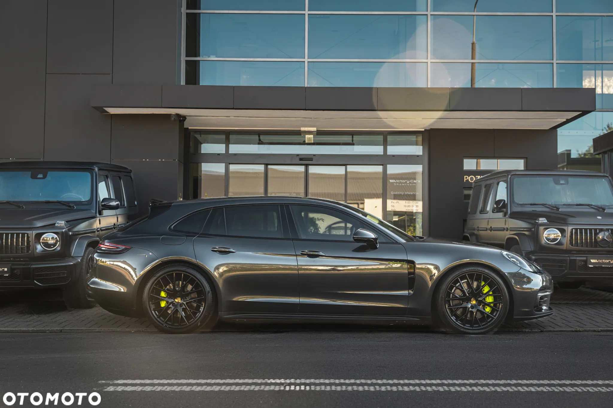 Porsche Panamera 4 e-Hybrid Sport Turismo - 13