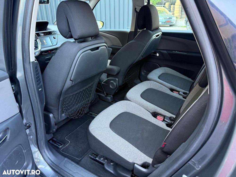 Citroën C4 Picasso - 11