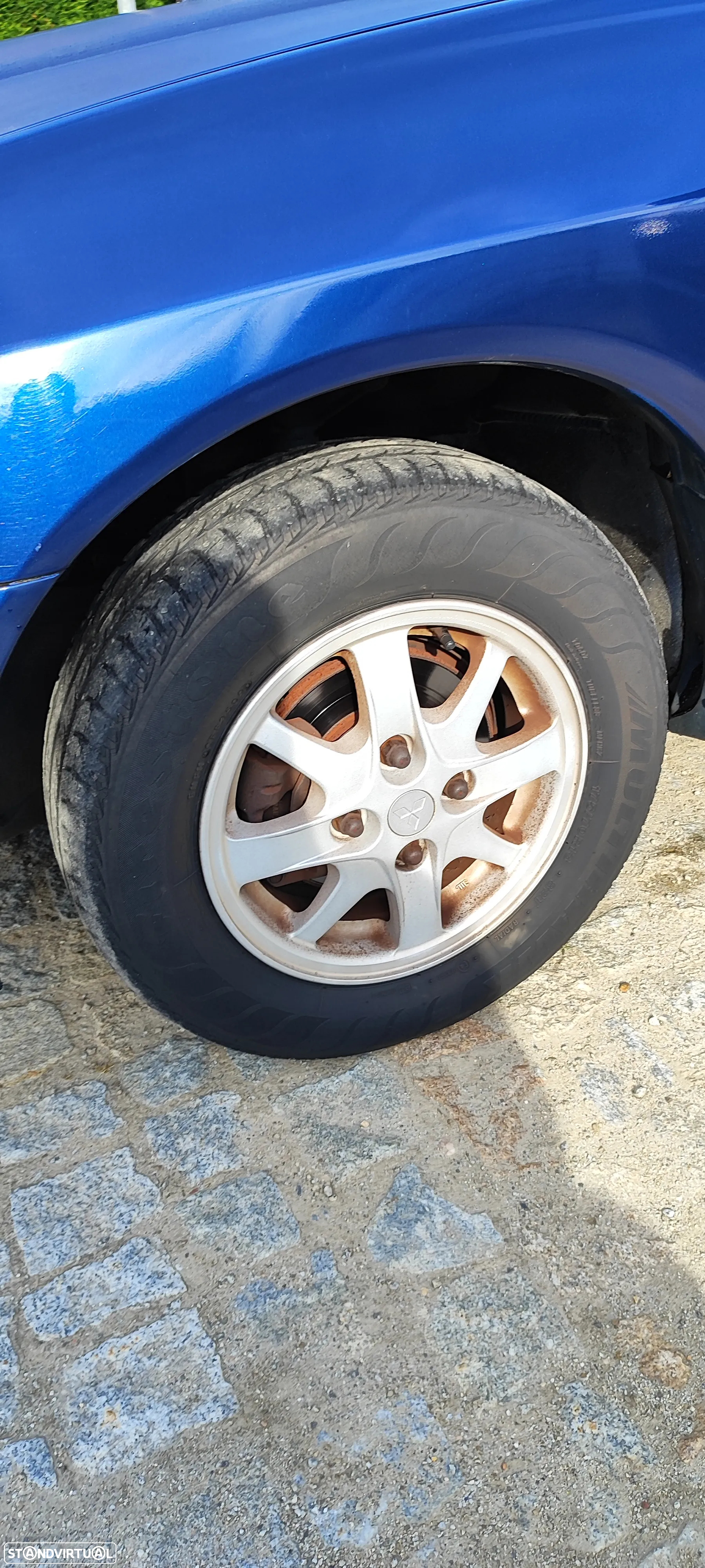 Mitsubishi Lancer 1.3 GLX - 9
