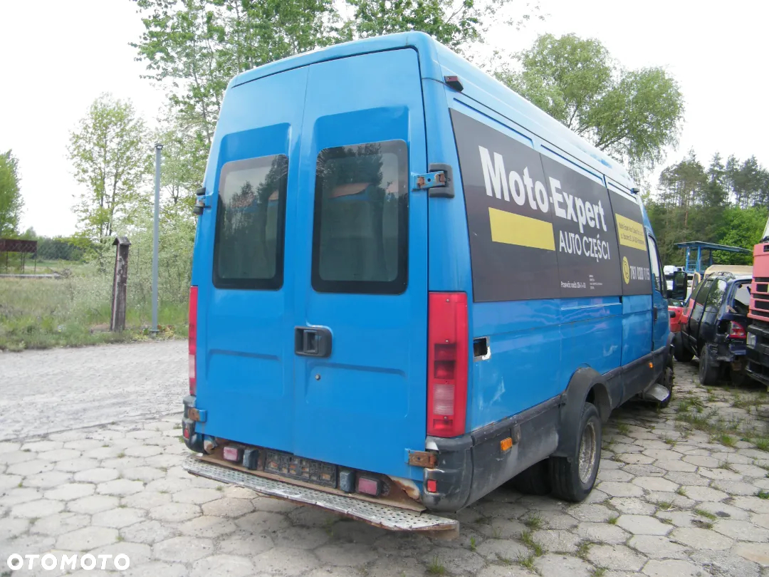 Iveco Daily 65 (2002r.) 2.8D [123KW/167KM]. Cały na części - 4