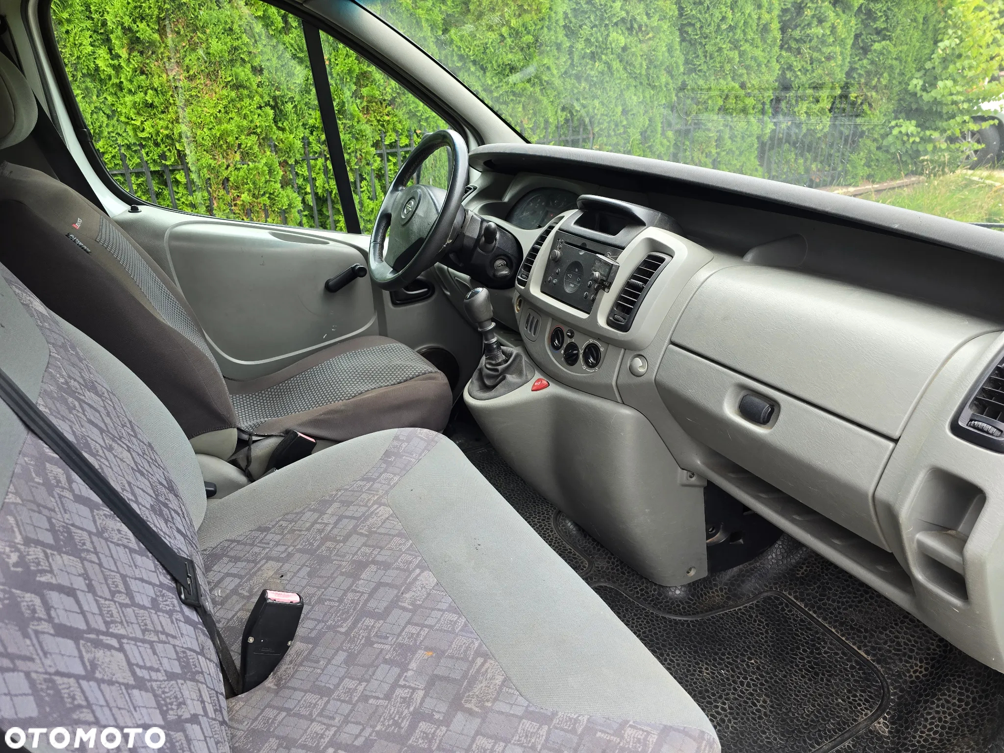 Opel Vivaro - 8