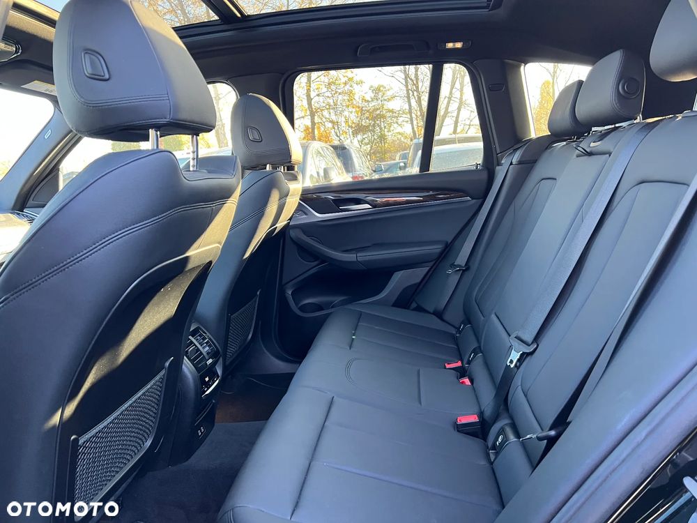 BMW X3 - 23