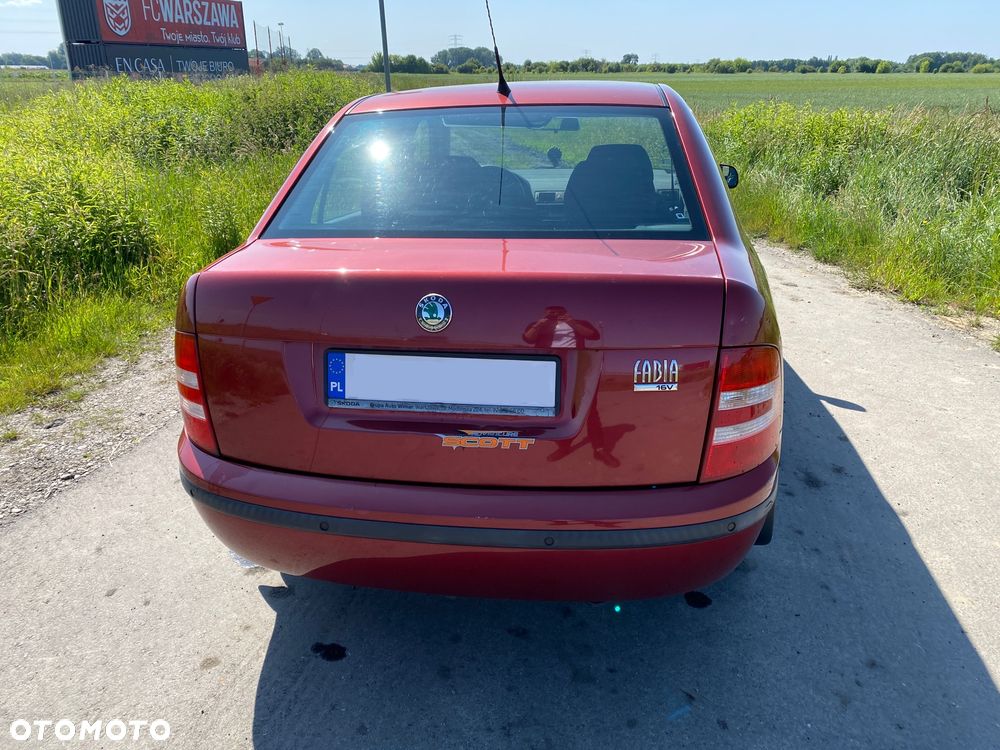 Skoda Fabia 1.4 16V Ambiente - 7