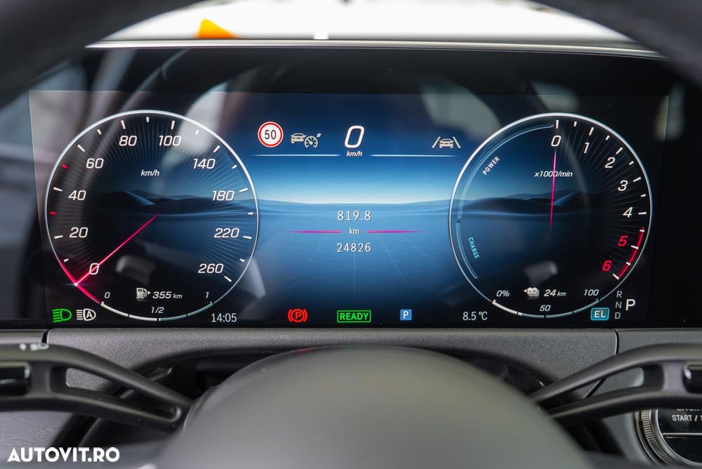 Mercedes-Benz E 300 de 4Matic 9G-TRONIC AMG Line - 17