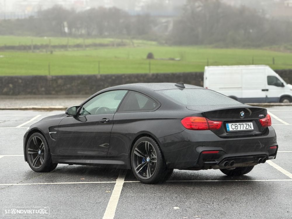 BMW M4 DKG - 3