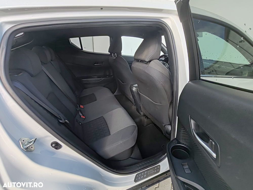 Toyota C-HR 2.0 Business-Edition - 7