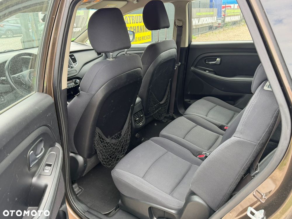 Kia Carens 1.6 GDI ISG Spirit - 12