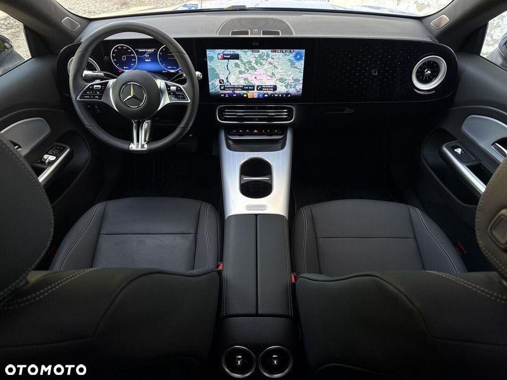 Mercedes-Benz CLA - 17