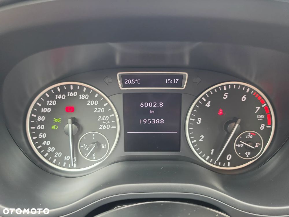 Mercedes-Benz Klasa B 200 BlueEFFICIENCY Edition 1 - 17