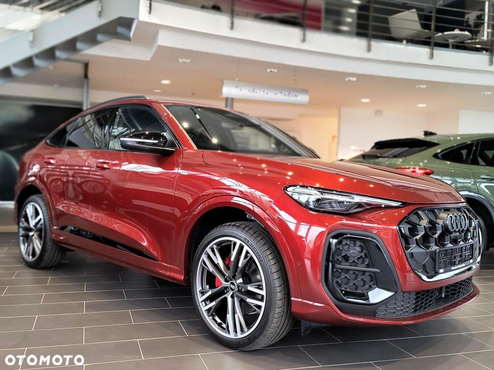 Audi Q5 Sportback - 4