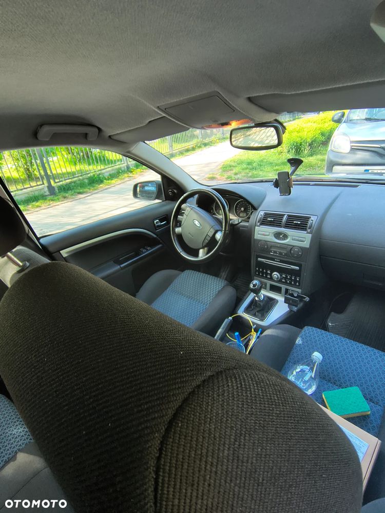 Ford Mondeo 2.0 TDCI Gold X - 3
