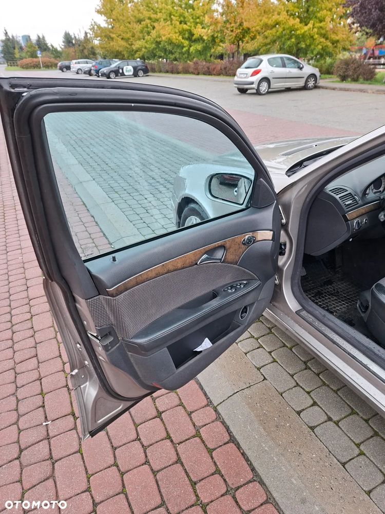 Mercedes-Benz Klasa E 320 CDI T Avantgarde - 8