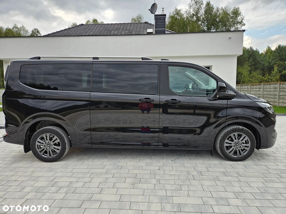 Ford Tourneo Custom 2.0 EcoBlue 320 AWD L2 Titanium - 11