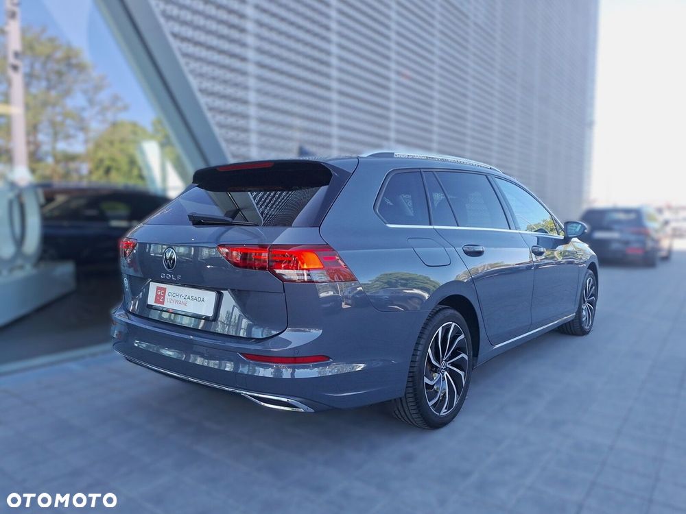Volkswagen Golf - 36